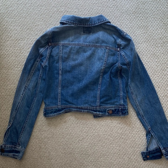 American Eagle Cropped Jean Jacket Dark Wash - Picture 3 of 7